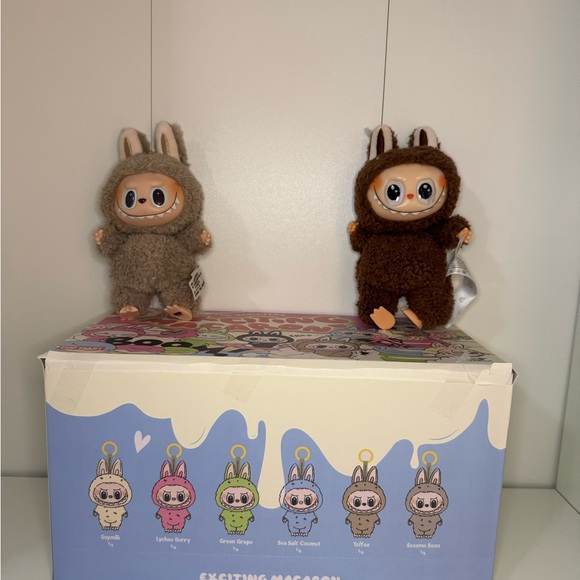 Labubu macron box set - Picture 1 of 3